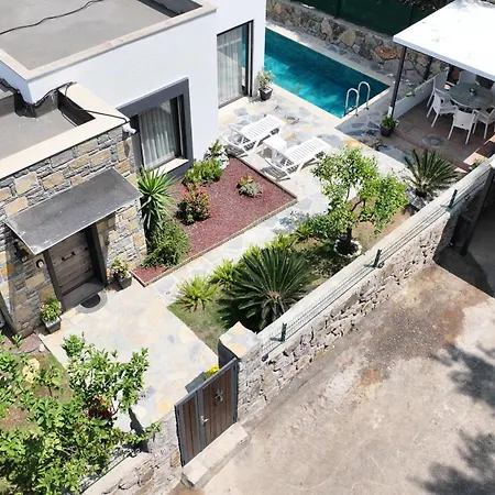Adventure Villa