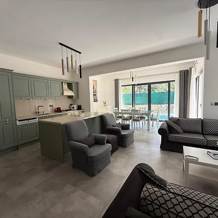 Adventure فيلة بودروم